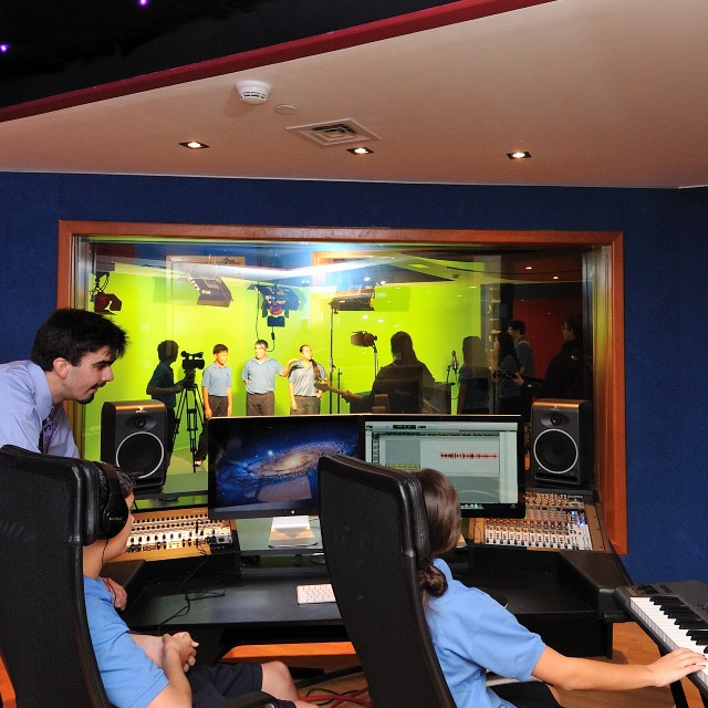 new-faciliyu-recording-studio